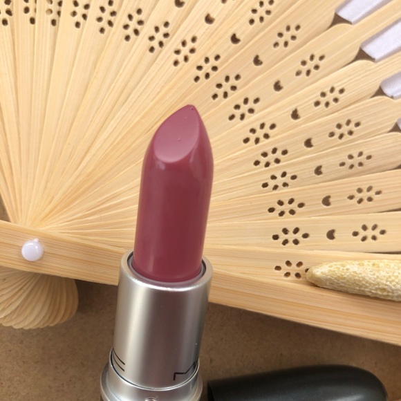 New MAC - Pink It Over - Lip Kit - Picture 4 of 14